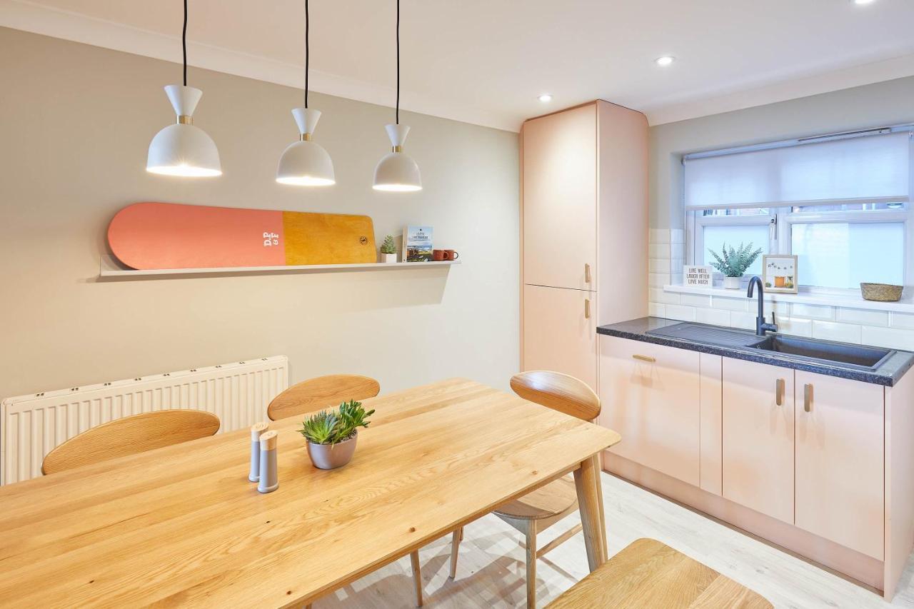 Host & Stay - 'Salty' Seaview Saltburn-by-the-Sea Bagian luar foto