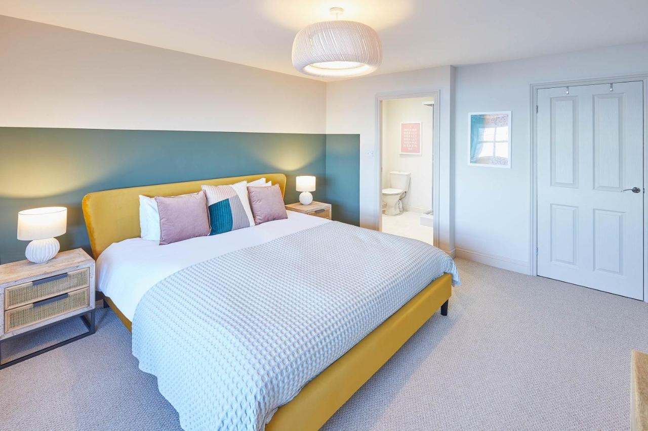 Host & Stay - 'Salty' Seaview Saltburn-by-the-Sea Bagian luar foto