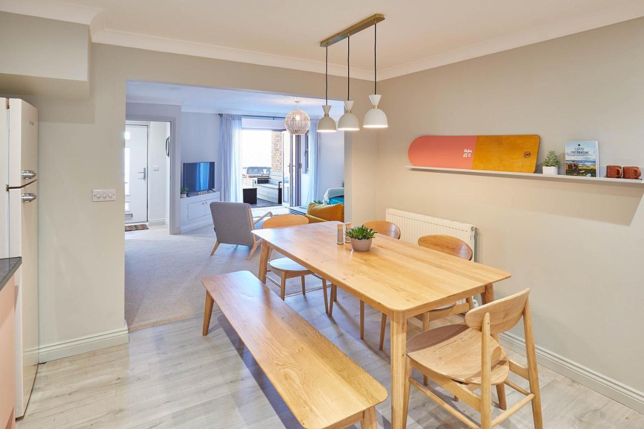 Host & Stay - 'Salty' Seaview Saltburn-by-the-Sea Bagian luar foto