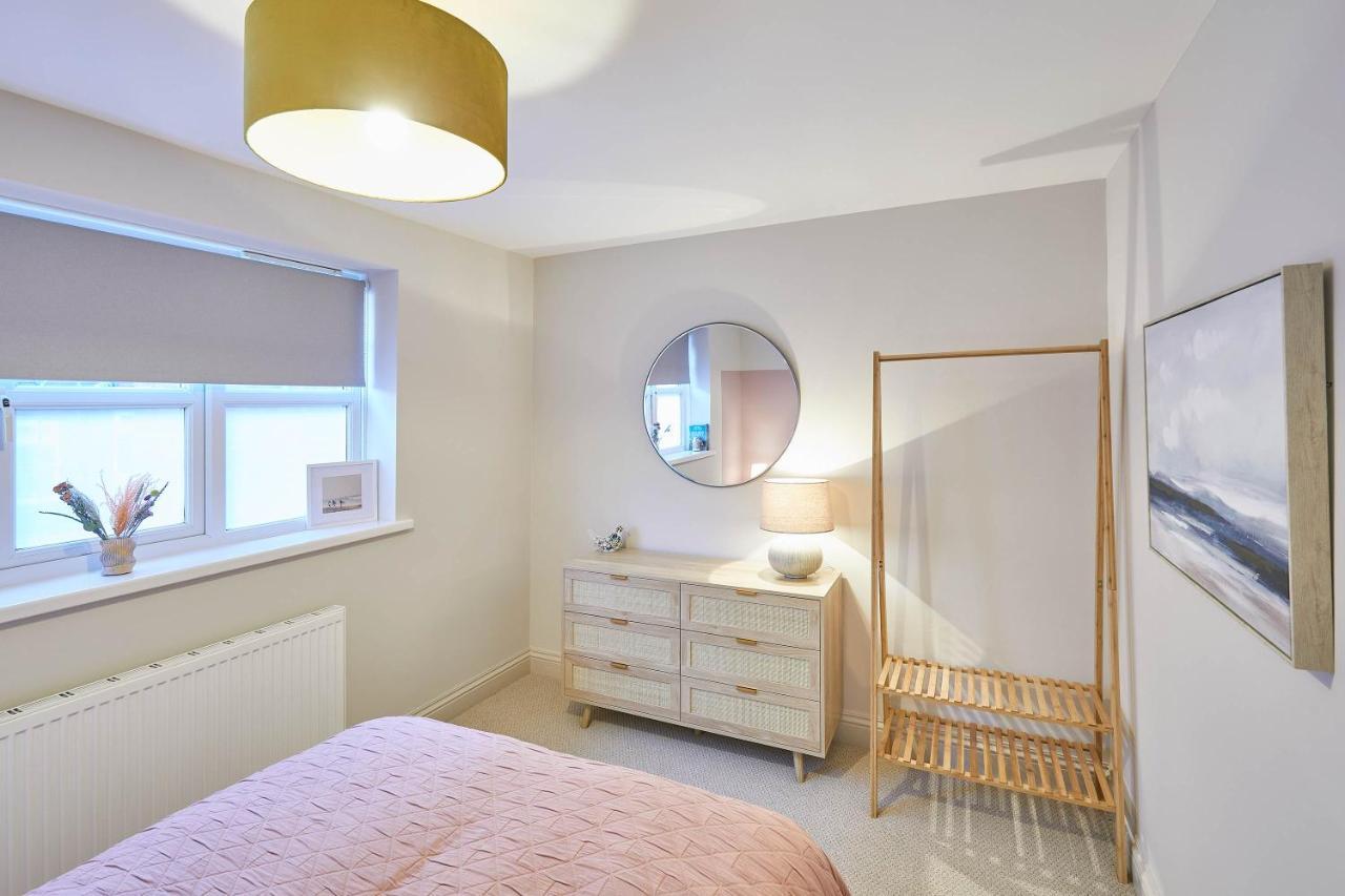 Host & Stay - 'Salty' Seaview Saltburn-by-the-Sea Bagian luar foto